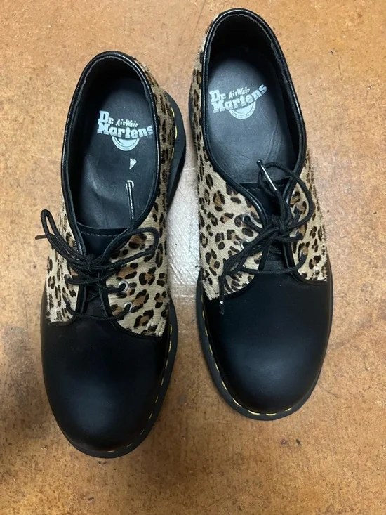 BRAND NEW Leopard Print Doc Martens - Picture 3 of 4